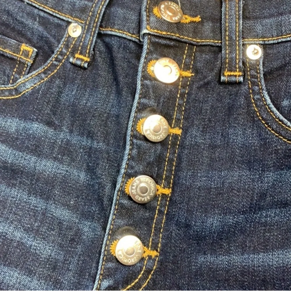 Veronica Beard Carolyn Baby Boot Button Fly Cropped Raw Hem Jeans